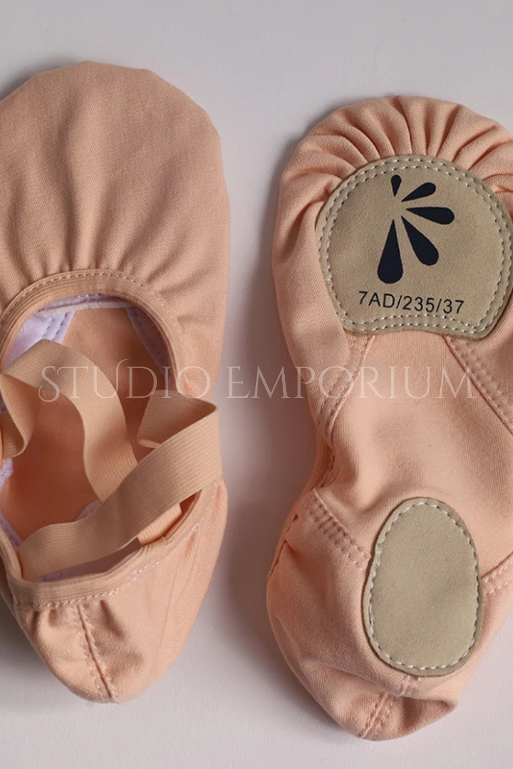 Premium Strech Canvas Upper