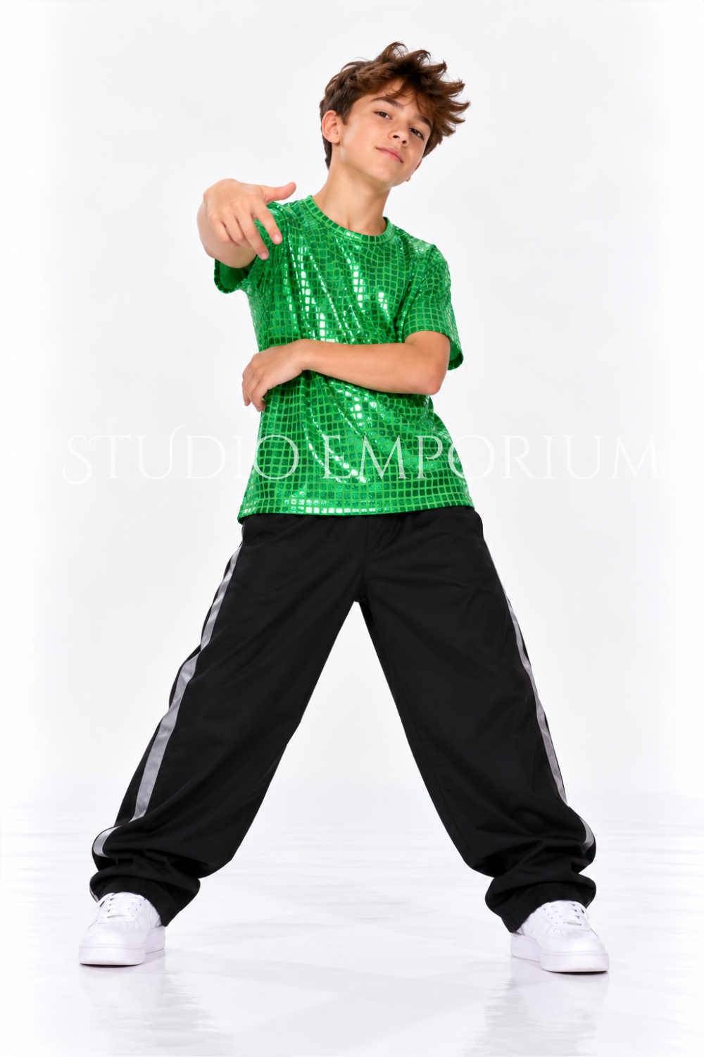 Sequin T